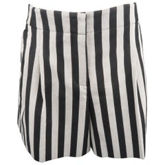 AKRIS Size 10 Black & White Cotton Blend Shorts