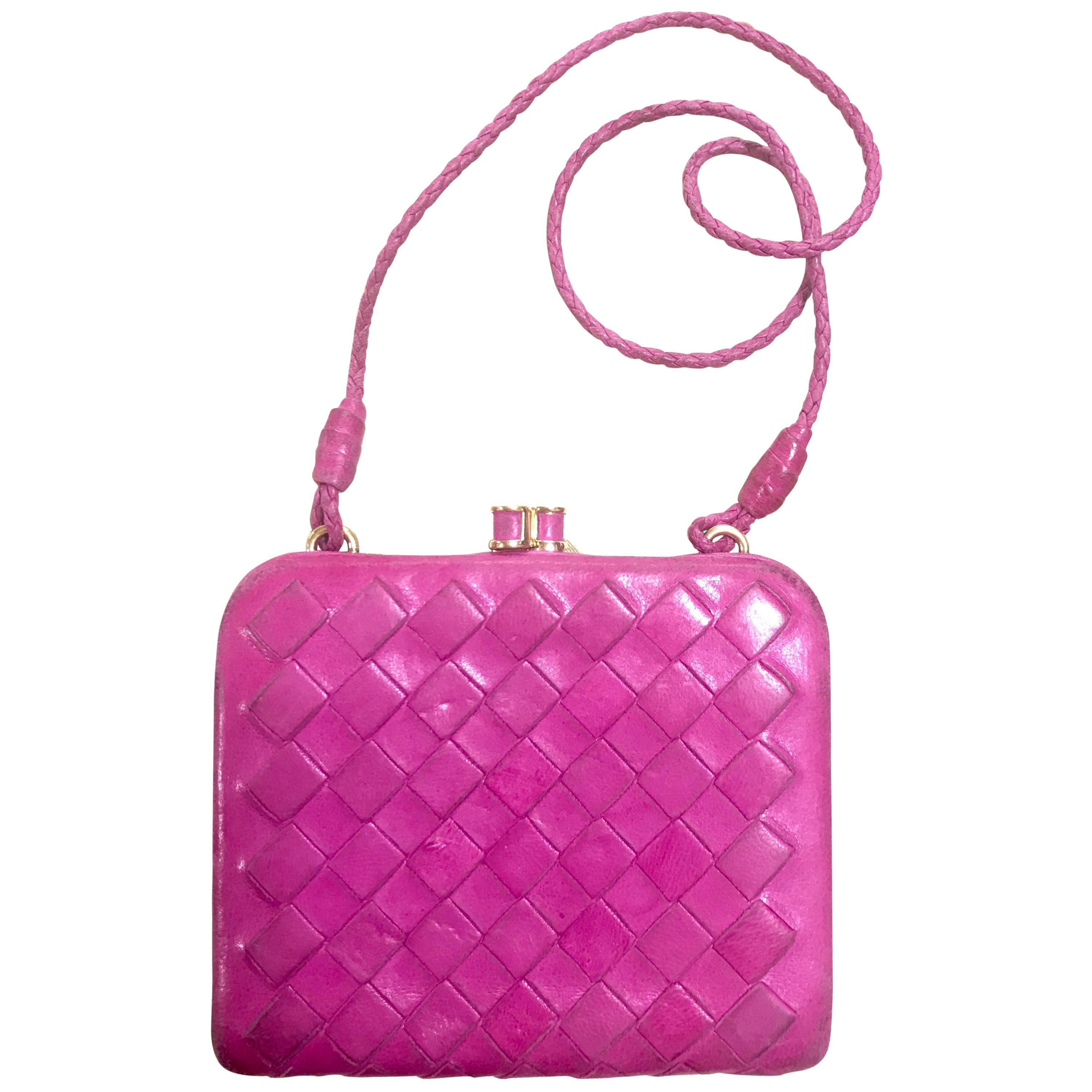 Vintage Bottega Veneta pink intrecciato woven leather wallet, coin case purse.  For Sale