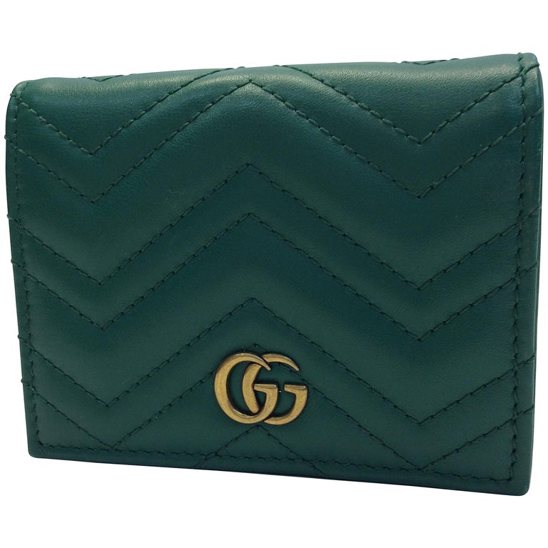 Gucci Green Chevron Leather Wallet For Sale at 1stDibs