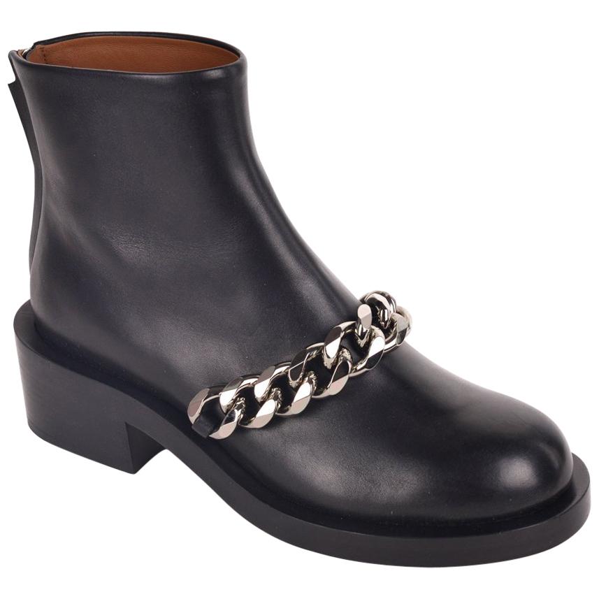 Givenchy Womens Black Leather Laura Chain Detail Boots