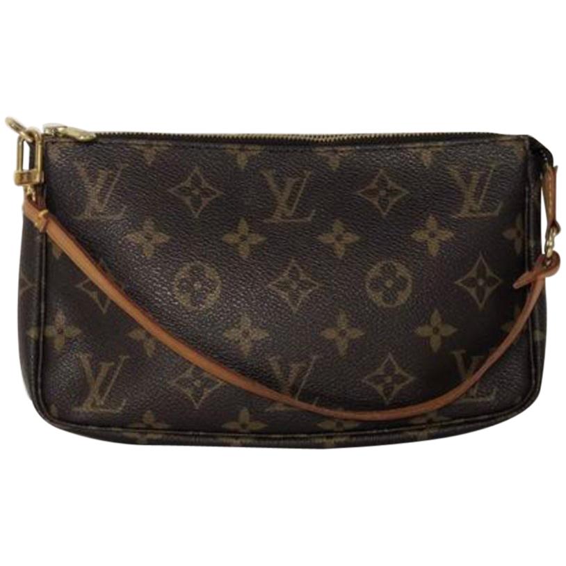  Louis Vuitton Monogram Pochette Accessories Wristlet Handbag For Sale