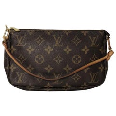 Louis Vuitton Monogram Pochette Accessories Wristlet Handbag