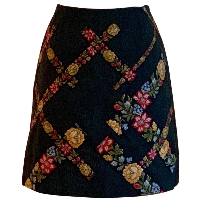 L-Flip Skirt-Charcoal Floral main image 1