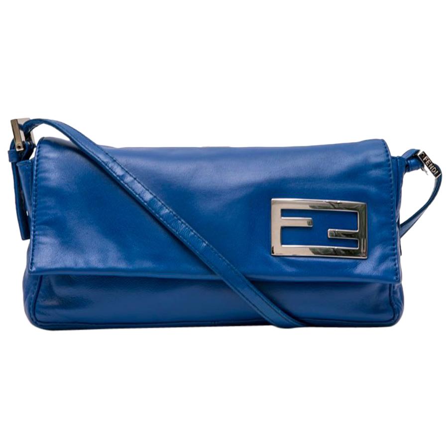 FENDI Baguette Bag in Smooth Electric Blue Leather