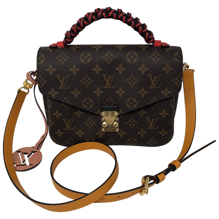POCHETTE MÉTIS BRAIDED HANDLE💝What fits💖UNBOXING Louis Vuitton SUMMER  2020 Collection💝HARD TO GET 