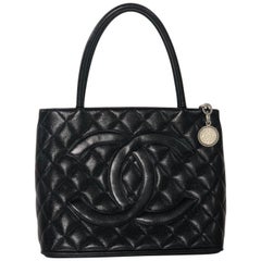  Chanel Caviar Leather Medallion with Silver Hardware in Black Shoulder Handbag