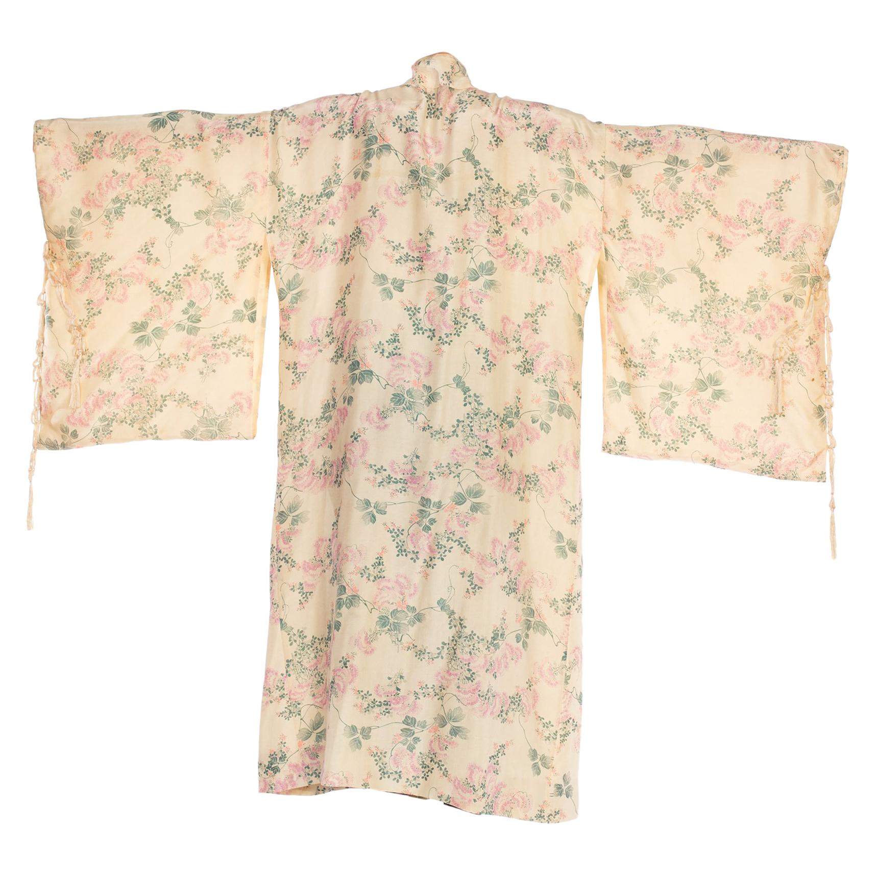 Rare soie légère victorienne imprimée à la main des années 1890  Kimono