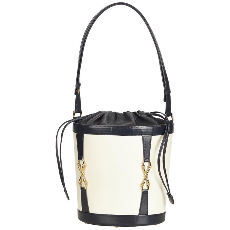 Gucci White x Blue x Navy Leather Bucket Bag For Sale at 1stdibs