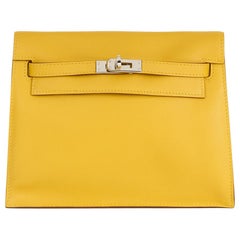 Hermès 20 cm Orange Chevre Mini Kelly with Palladium For Sale at 1stDibs