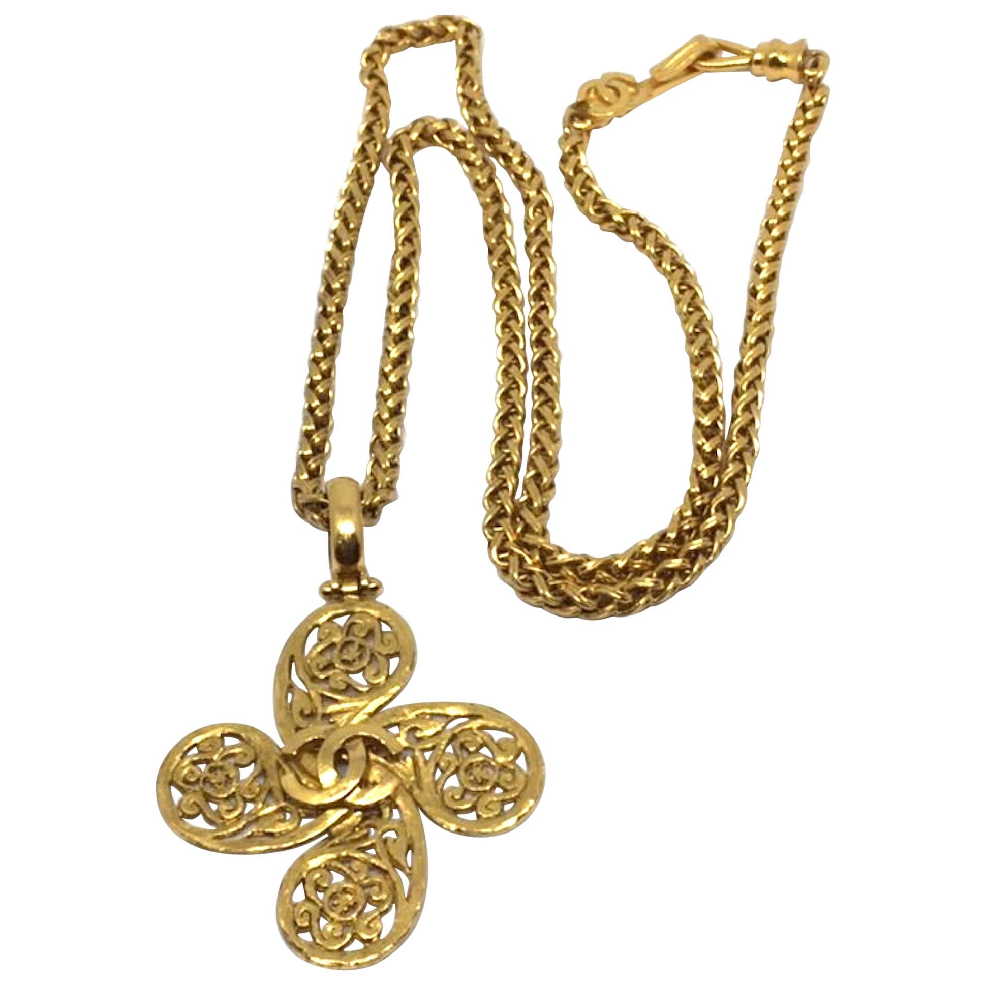 Chanel Pendant Necklace from the Autumn 1995 Collection