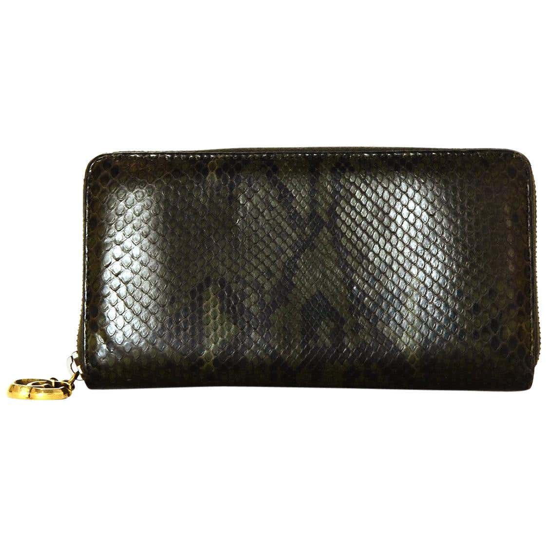 Gucci Python Skin Wallet Gucci Green Python Zip Around Wallet w/ GG Logo Zipper Pull For Sale at ...