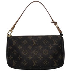  Louis Vuitton Monogram Pochette Accessories Wristlet Handbag