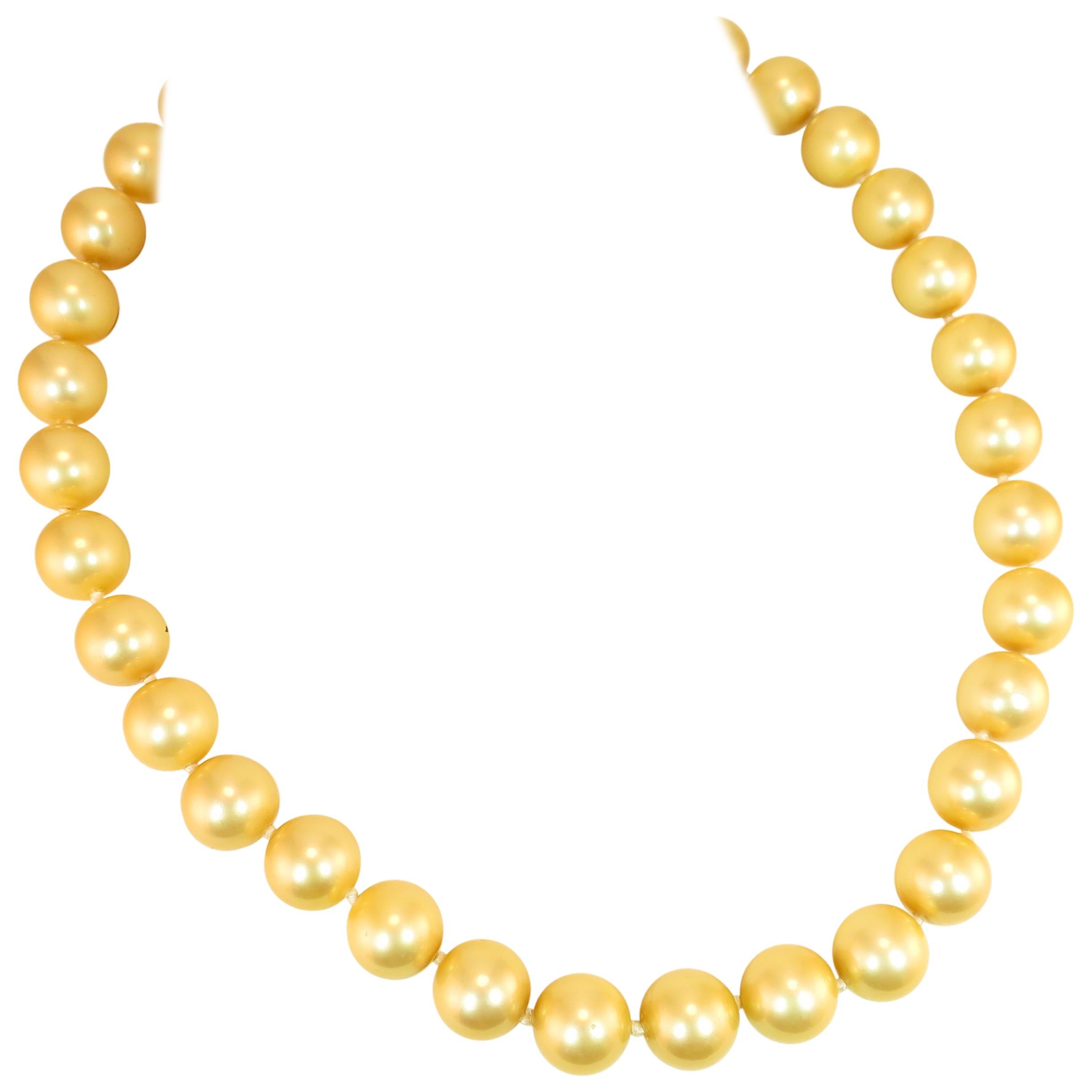 Faux South Seas Pearl Necklace 1940s For Sale