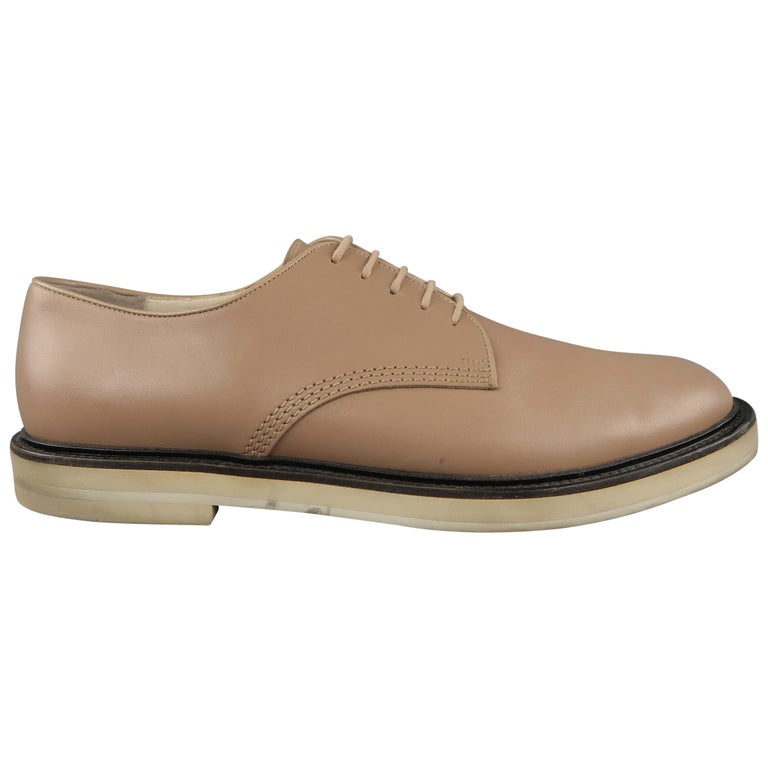 GUCCI Size 10.5 Taupe Leather Gray Rubber Sole Lace Up Shoes at 1stDibs