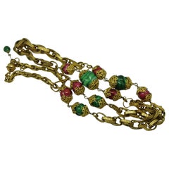 Vintage Chanel green red gripoix poured glass filigree capped chain necklace