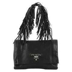 Prada - Sac à bandoulière à franges en cuir nappa:: petit modèle