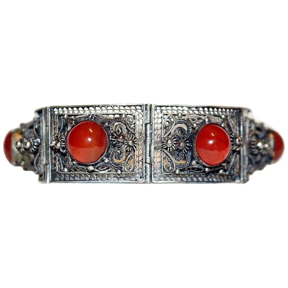 Circa 1940s Chinese Silver-Plated Filigree Carnelian Cabochon Bracelet For Sale