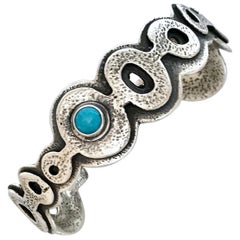 Retro Spirit Pond bracelet, by Melanie Yazzie, Sleeping Beauty Turquoise, cast, silver