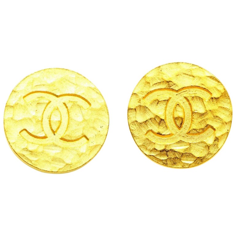 Vintage Chanel CC Logo Cufflinks Rare For Sale at 1stDibs chanel