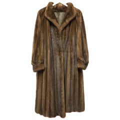 Long mink fur coat by EMBA, the american mink. Silk mink natural brown (16)