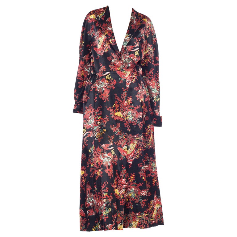 1940s Asian Satin Flannel Lined Cozy Vintage Robe For Sale at 1stdibs