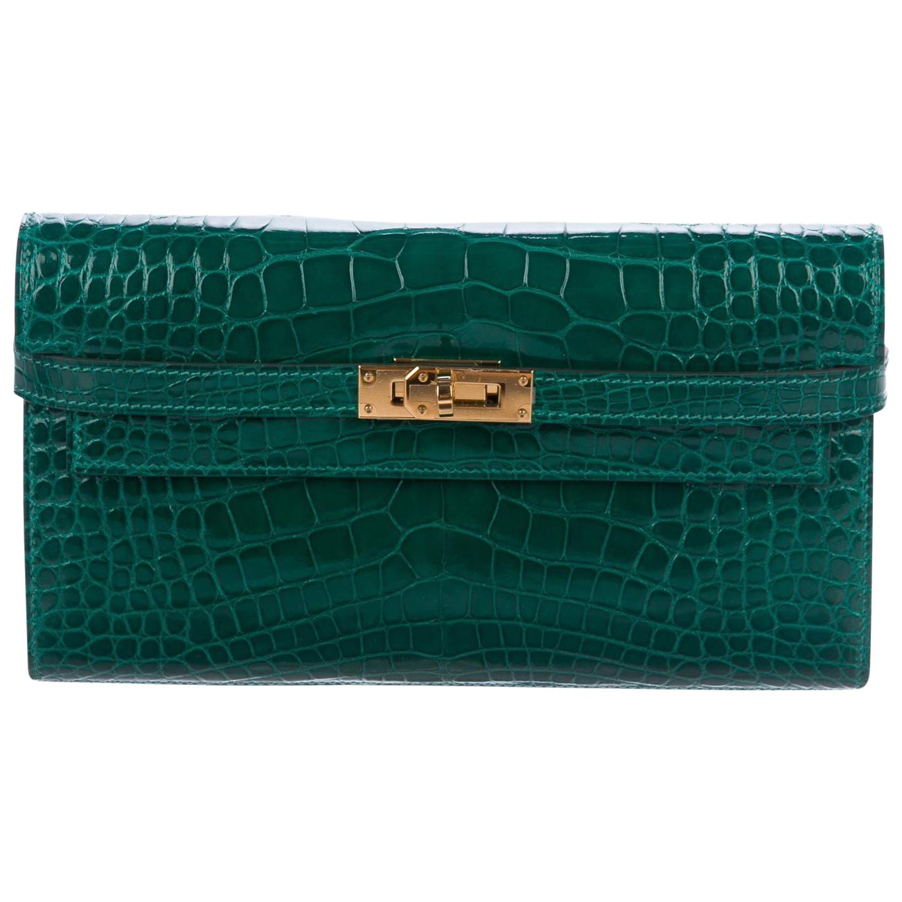Hermes Kelly Green Alligator Gold Evening Kelly Clutch Wallet Bag in Box