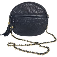 SISO Italy Navy Lambskin quilted leather round shoulder bag 1980s