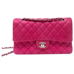 CHANEL Fucsia Caviar Leather Medium Classic 26 cm, 2014