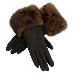 Vintage Louis Vuitton Brown In Mink Gloves