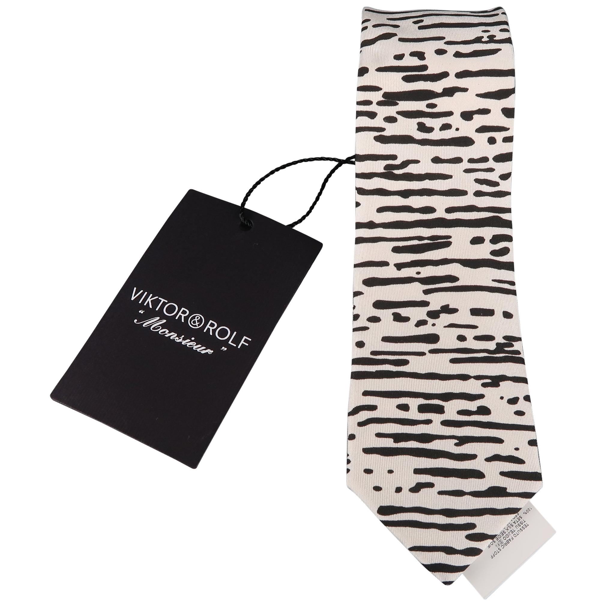 VIKTOR & ROLF Black & White Abstract Stripe Silk Tie
