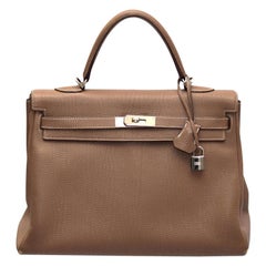 Hermes Etoupe Togo Leather Palladium Hardware Kelly Retourne 35 Bag