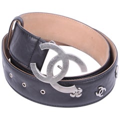 Chanel Lucky Charm Leather Belt - black