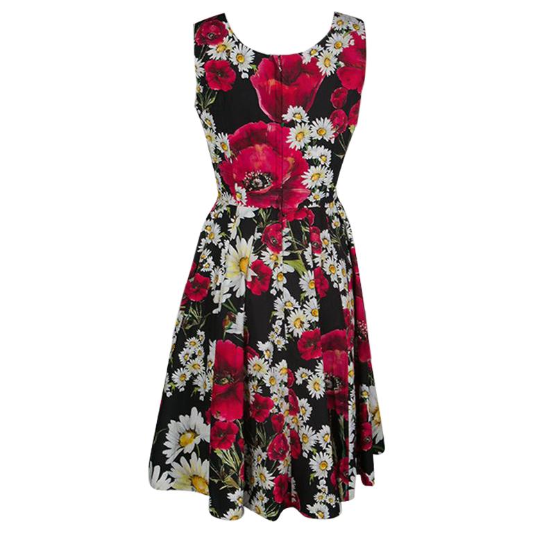 Dolce and Gabbana Poppy and Daisy Print Sleeveless Cotton Dress MIncludes:  The L For Sale at 1stDibs