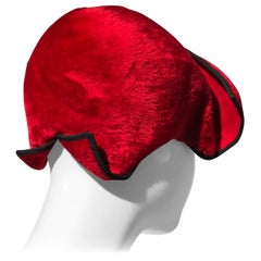 Retro 1950s John Frederics Cardinal Red Fur Felt Cloche Hat W/ Black Trim 