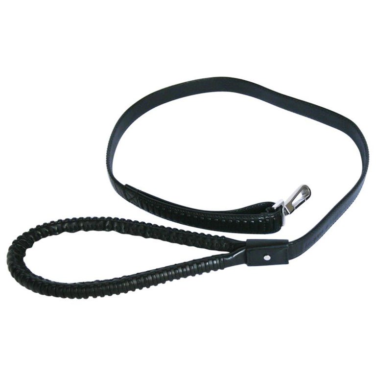 GUCCI Dog Leash in Black Leather For Sale at 1stDibs