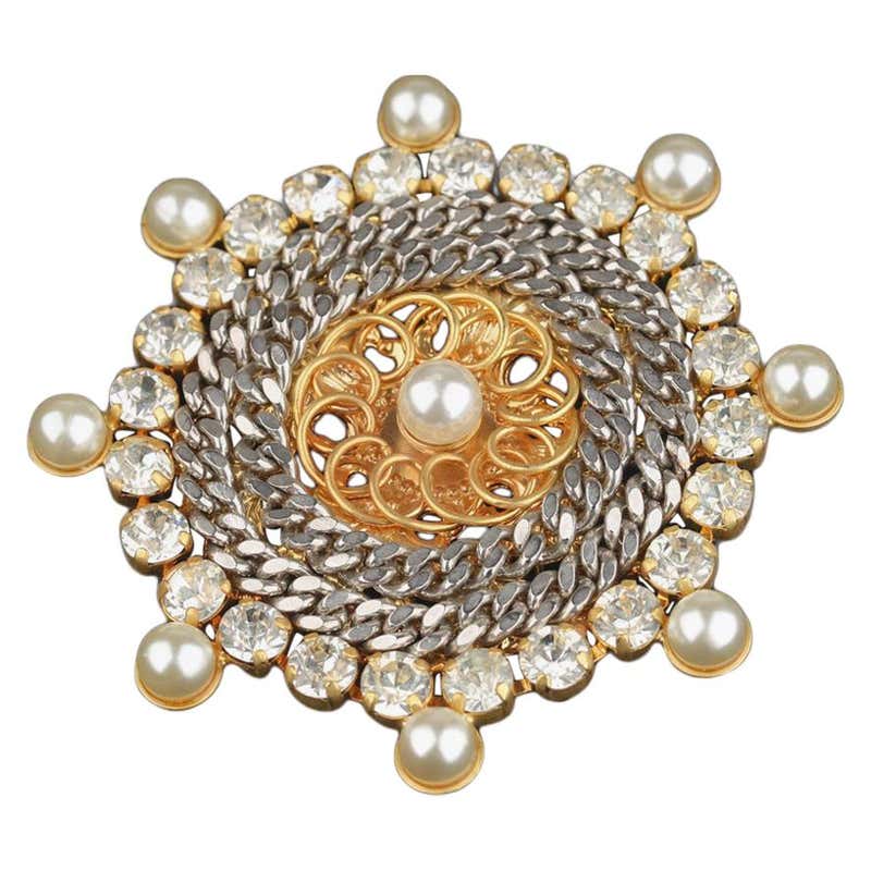 Vintage Brooches For Sale in Italy - 1stdibs