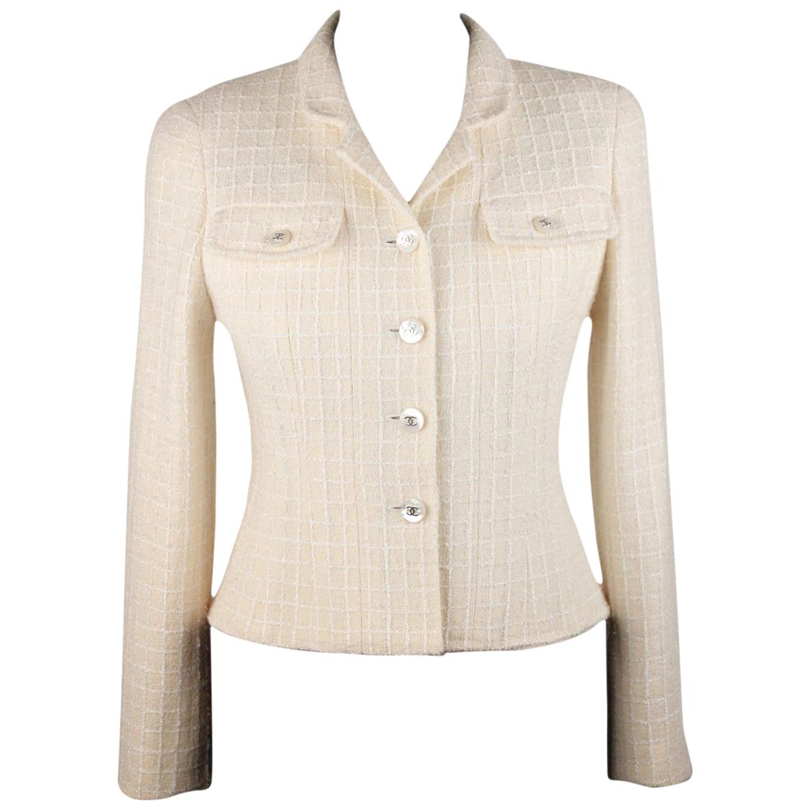 Chanel Vintage Ivory Bouclé Tweed Blazer Jacket 97P Size 38