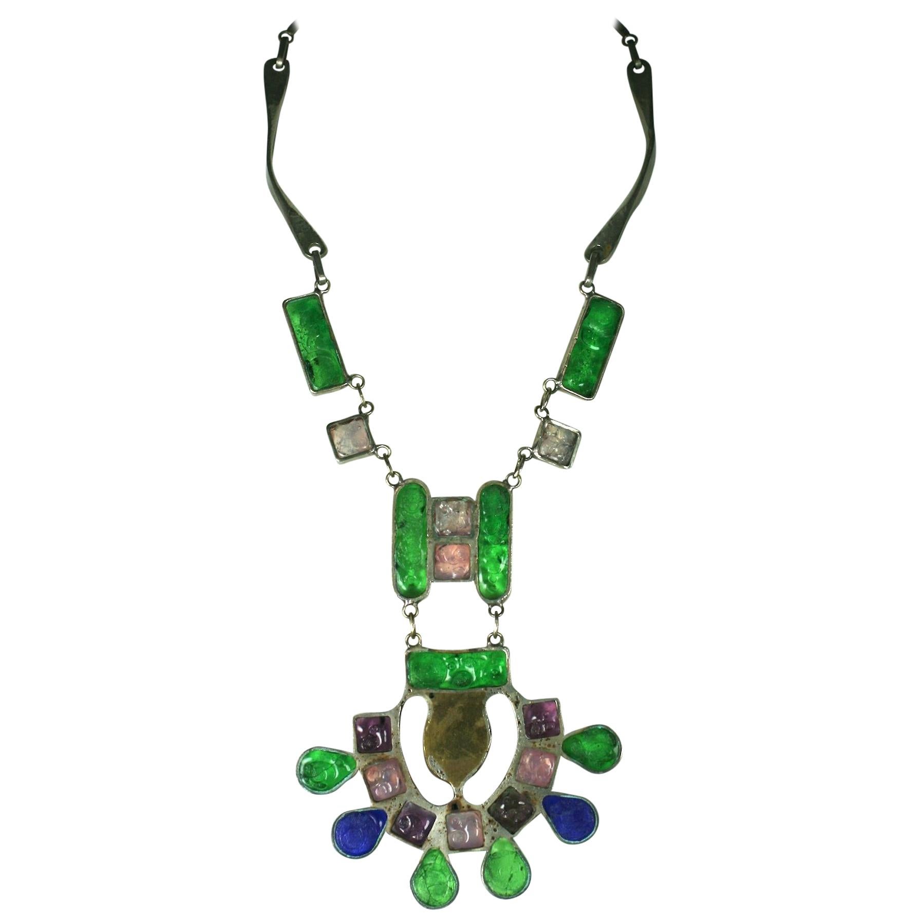 Modernistische Halskette aus handwerklichem Schmelzglas im Angebot