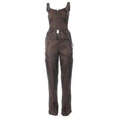 Ensemble Prada:: haut de sport en nylon vert olive et pantalon cargo (ca. 1999)