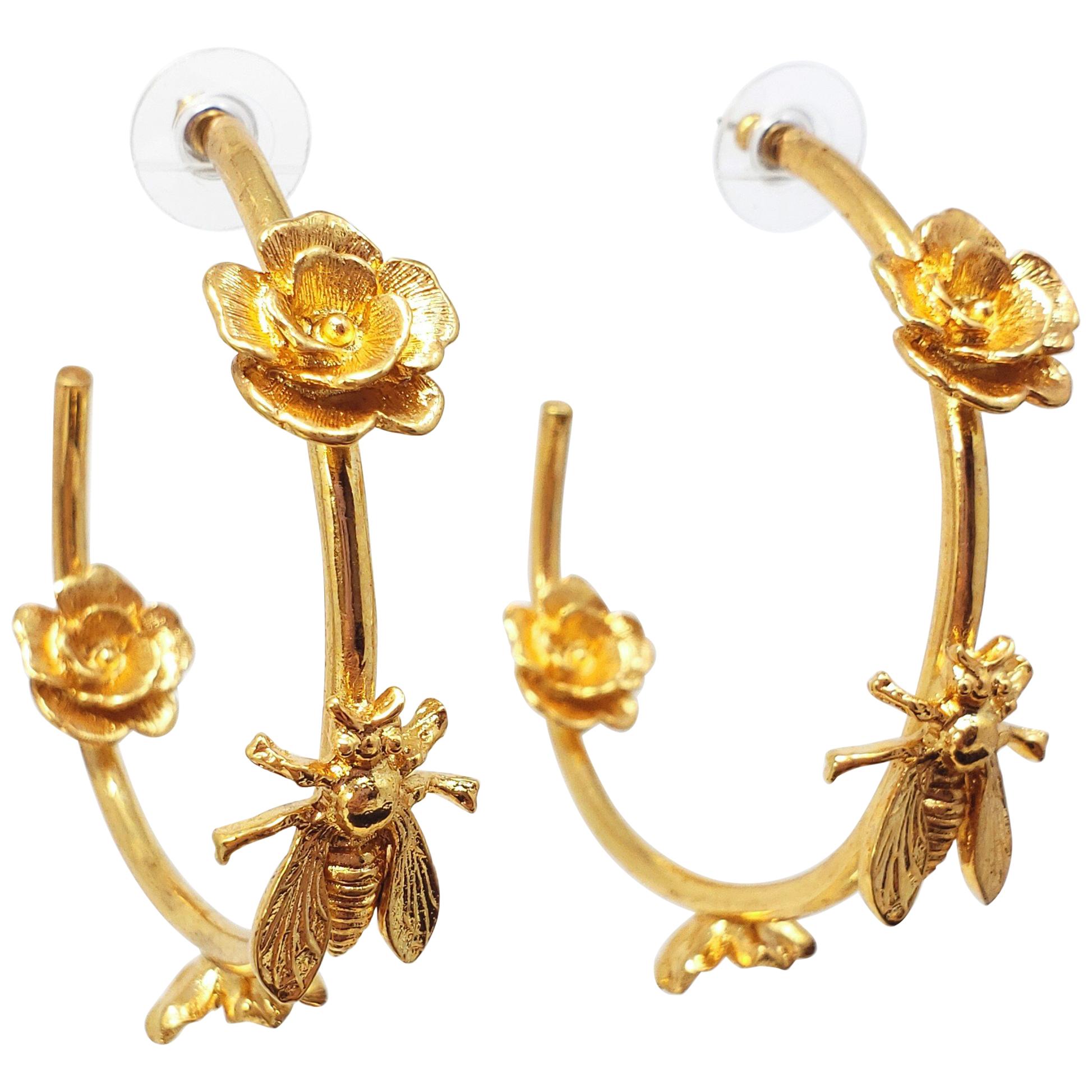 Oscar de la Renta Wasp and Flower Open Hoop Earrings in 24K Gold