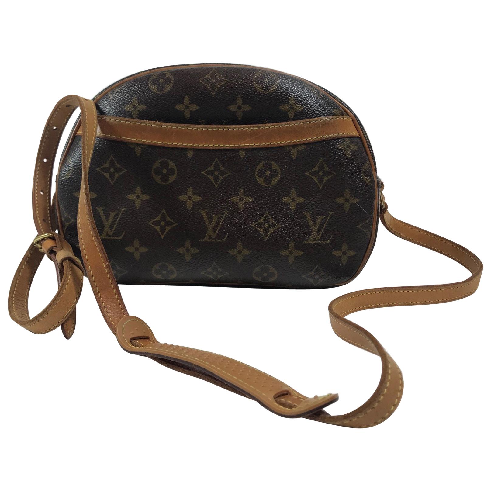 Louis Vuitton Monogram Blois Bag For Sale