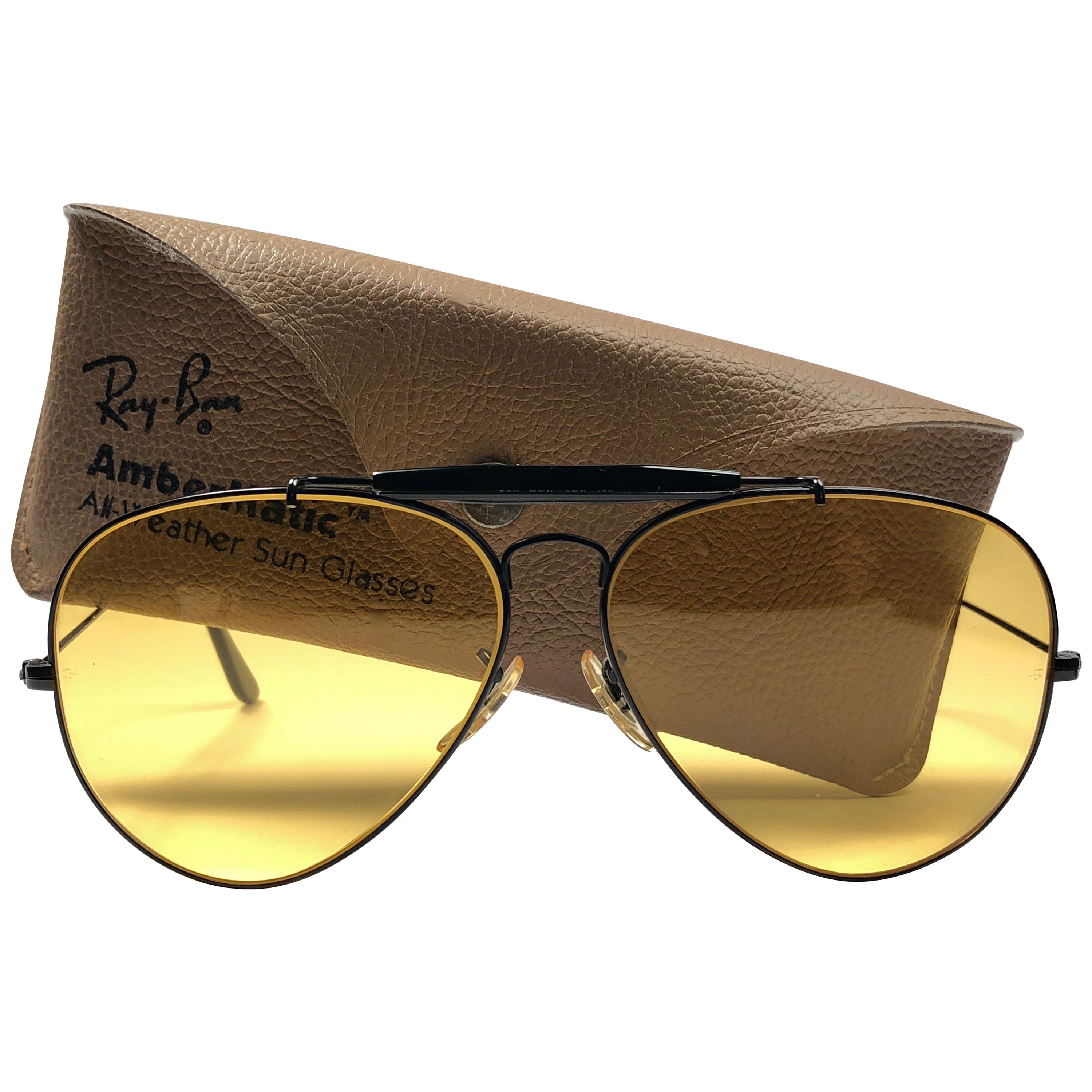 Ray Ban Vintage Black Outdoorsman Ambermatic 62Mm B / L Sunglasses, 1970s 