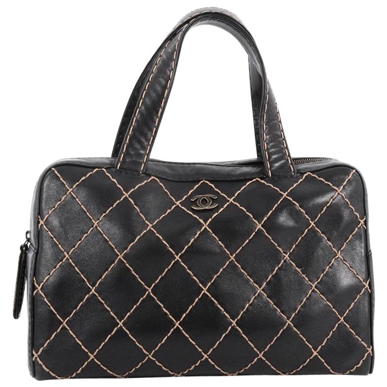 CHANEL Coco Shine Small Navy Quilted Patent Pocket Shopping Tote – Fashion  Reloved