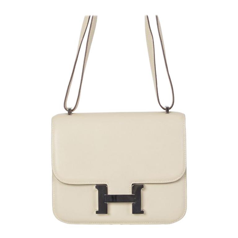 HERMES Parchemin off-white Swift leather CONSTANCE 18 Shoulder Bag