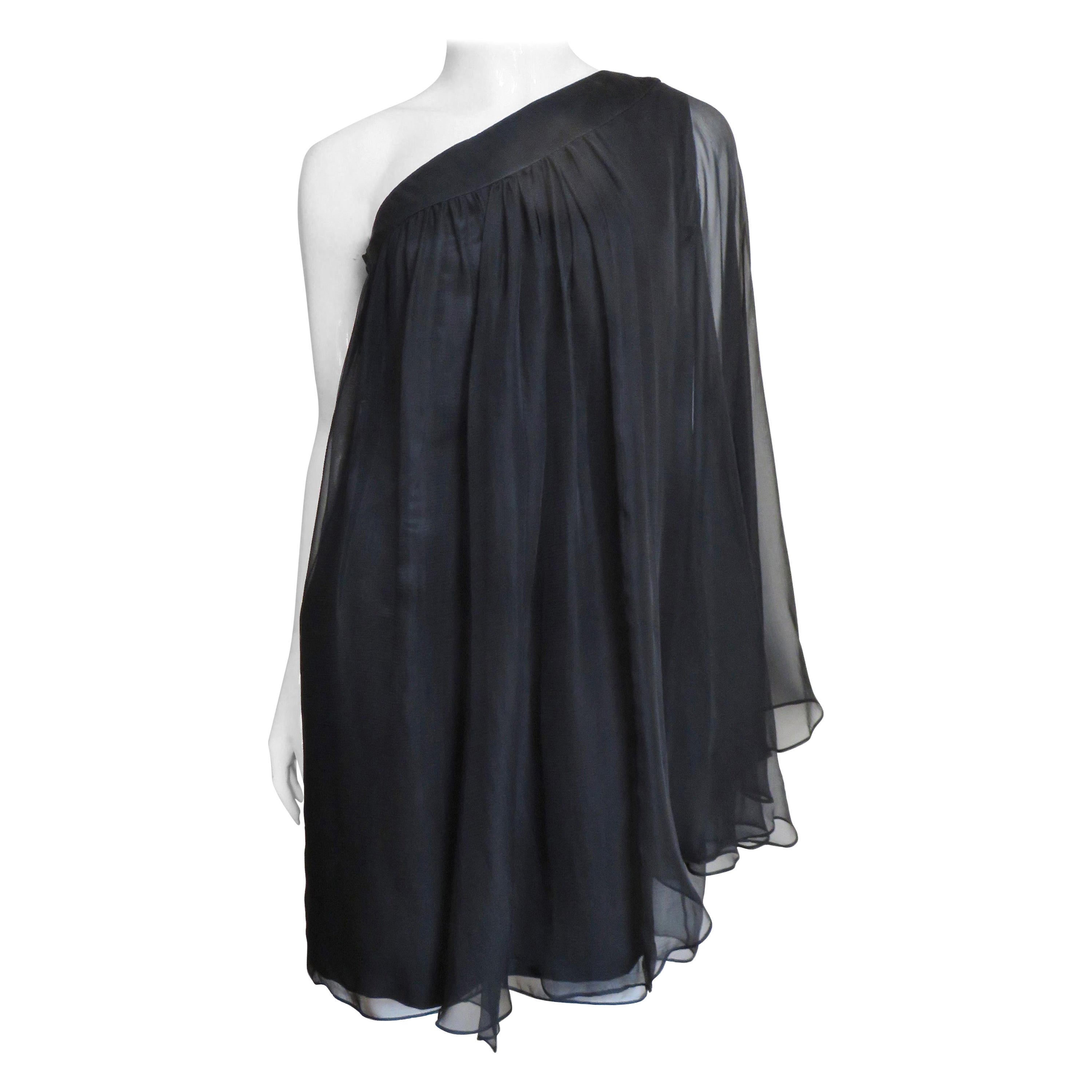 John Galliano for Christian Dior Vestido de seda con un hombro en venta