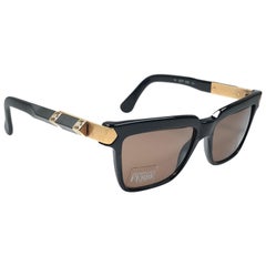 New Retro Gianfranco Ferré 205 Black & Gold 1990's Made in Italy Sunglasses