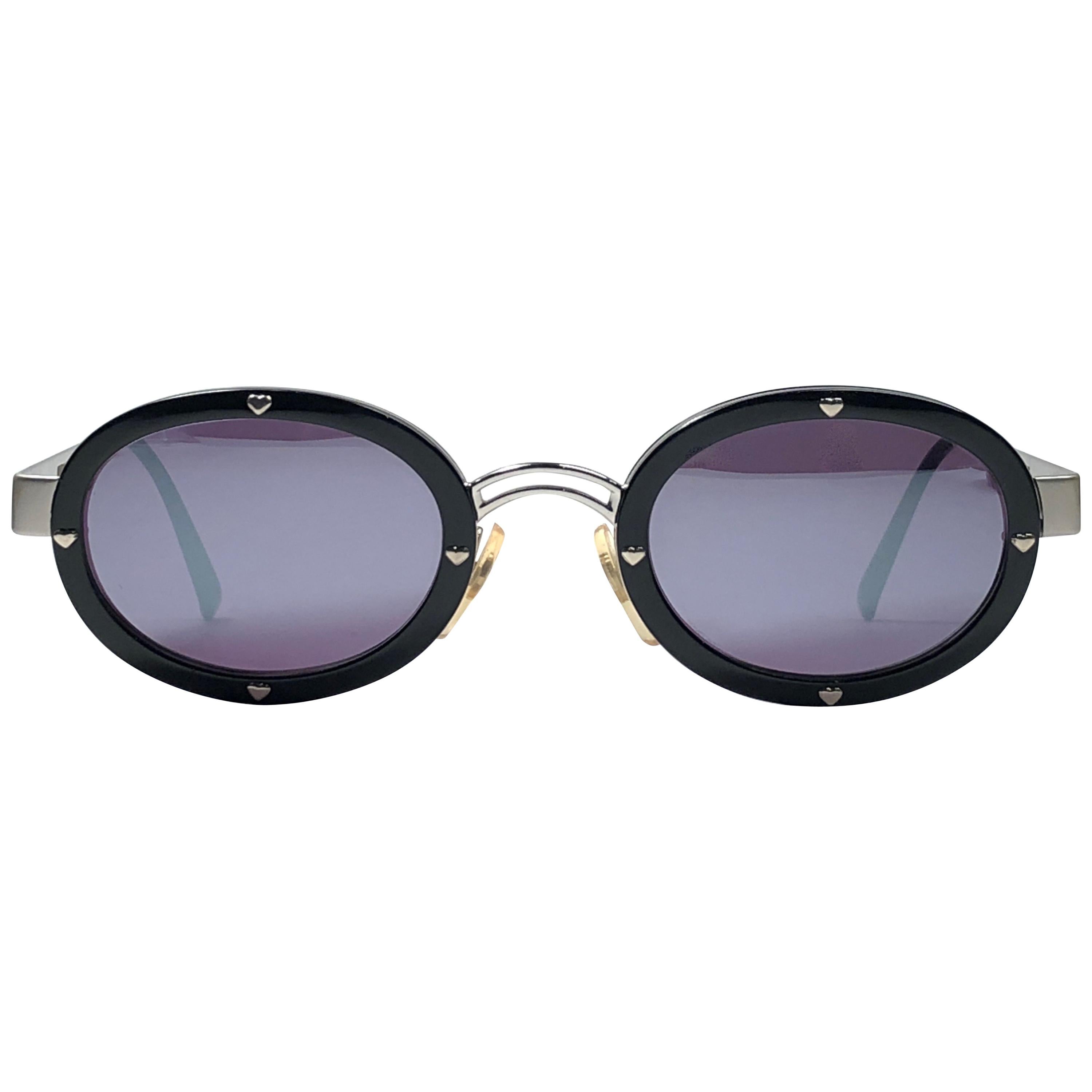 New Vintage Moschino MM3010 Oval Black Mirror 1990 Sunglasses