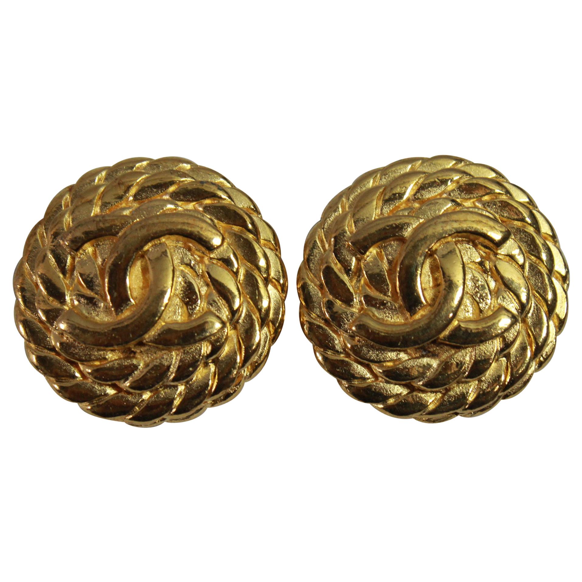 90's Chanel Vintage Double C Earrings in Gold-Plated Metal