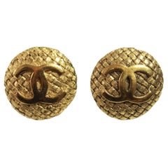 90's Chanel Vintage Double C Earrings in Gold-Plated Metal