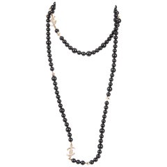Chanel Beaded Necklace - black / silver